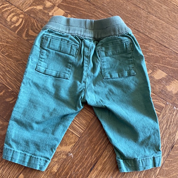 Gap infant bottoms set - Picture 3 of 11